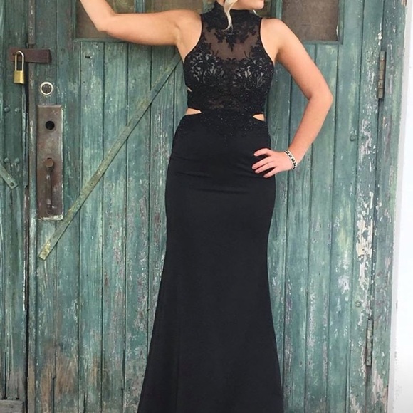 Merle Norman prom dress - Picture 3 of 3